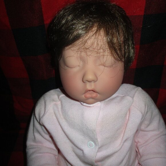 Lee Middleton 1994 life like sleeping doll reborn realistic - Picture 1 of 9